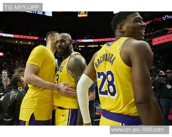 湖人对阵热火精彩直播入口抢先看全场比赛精彩瞬间不容错过